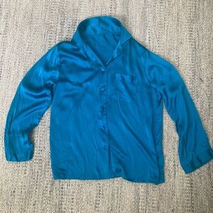 SilkSilky Pajama set size small